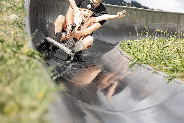 Luge d'été à la Clusaz - La Clusaz