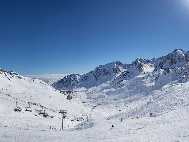 grand tourmalet - plus grand domaine des Pyrénées françaises