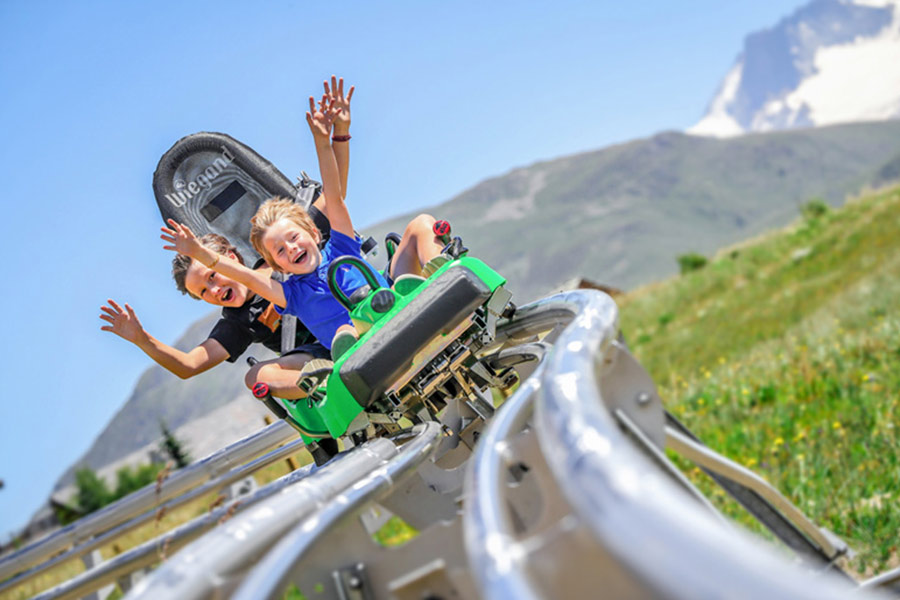 Alpe Huez station familiale en été