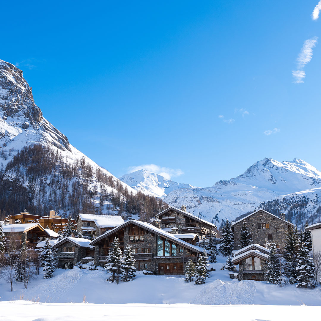 station proche lyon tignes val isere